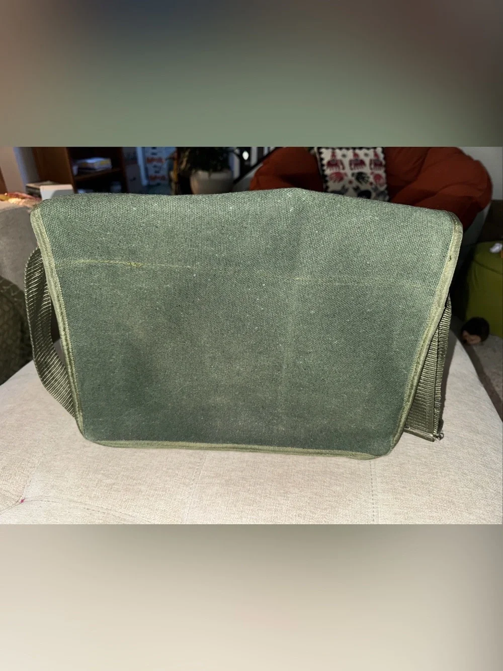 Source Unknown Olive Canvas Messenger Bag with Buckle Straps
